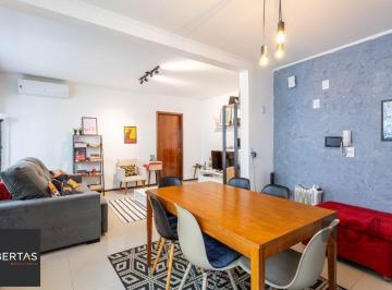 Apartamento · 84m² · 2 Quartos · 2 Vagas · Apartamento 2 dormitórios e 2 vagas de garagem no bairro Rio Branco