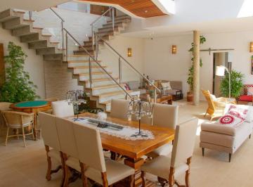 Casa de 4 quartos, Itu · Casa Em Itu Com 4 Quartos 5 Banheiros 4 Vagas