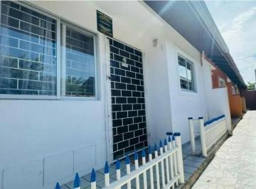 Casa · 52m² · 2 Quartos · 1 Vaga · Casa aconchegante no Balneário Riviera com 2 quartos e ótima localização