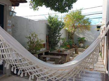 Casa · 149m² · 3 Quartos · 2 Vagas · Casa Térrea Aconchegante com 3 Quartos, Suíte e Espaço Gourmet em Localização Estratégica