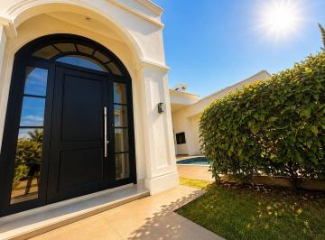 Casa · 297m² · 3 Quartos · 3 Vagas ·
Casa Mobiliada à Venda no Condomínio Reserva Três Ribeirões – Crici