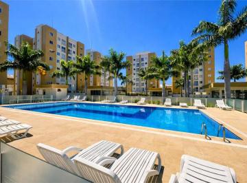 Apartamento de 3 quartos, Curitiba · Apartamento em condomínio clube no Portão com 3 quartos