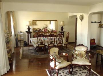 Apartamento · 22m² · 4 Quartos · 4 Vagas · Apartamento à venda em Moema com 3 suítes, 4 vagas, andar alto, 220m².