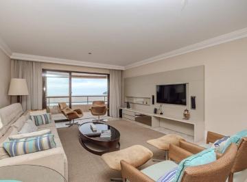 Apartamento · 169m² · 3 Quartos · 2 Vagas · Locação anual – apartamento frente mar no Império do Sol - Centro