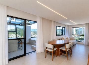Apartamento · 176m² · 3 Quartos · 2 Vagas · Cobertura Duplex à venda na Praia Brava em Itajaí