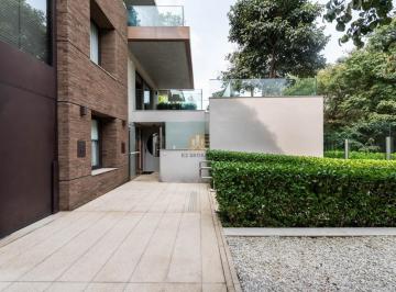 09abd7cc106ecc6536137cbde2eb0dbe.jpg · Casa à venda em São Paulo, ALTO DE PINHEIROS, com 3 quartos, 459,00m²