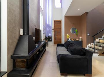 b14c5e6d-dc73-4a8f-a609-f54470cc2682.jpeg · Casa em condomínio para venda com 4 quartos, sendo 3 suítes, 232m²