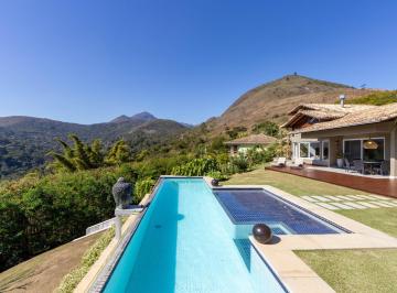 Casa · 330m² · 5 Quartos · 3 Vagas · Casa com 5 quartos em Nogueira, Petrópolis