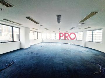 Comercial · 223m² · 5 Vagas · Conjunto na região da Berrini com 223m² e 5 vagas em condomínio com boa apresentação corporativa