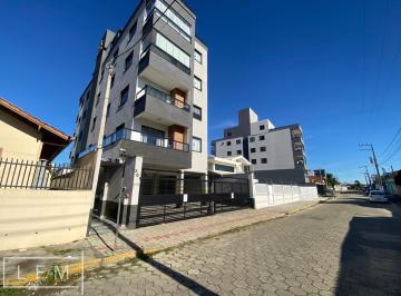 Apartamento · 70m² · 2 Quartos · 2 Vagas · apartamento semi mobiliado no centro de Balneario Picarras Sc