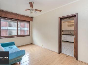 Apartamento · 63m² · 2 Quartos · Apartamento no Centro de 2 dormitórios DESOCUPADO