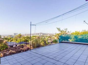 Casa · 204m² · 3 Quartos · 3 Vagas · Libertas Imobiliária aluga casa com 200m² construídos no bairro Tristeza
