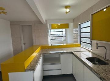 Apartamento · 80m² · 2 Quartos · Cobertura duplex reformada com dois banheiros , dois quartos, sala,cozinha plane