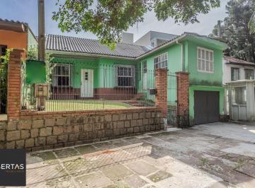 Casa · 174m² · 3 Quartos · 1 Vaga · Casa no bairro Jardim Botânico de 3 dormitórios e garagem e terreno com 370m²