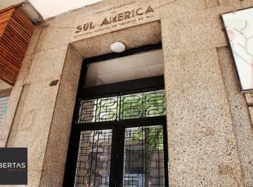 Apartamento · 40m² · 1 Quarto · Apartamento de 1 dormitório no Centro Histórico