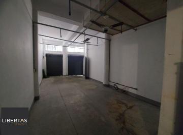 Comercial · 55m² · 1 Quarto · Imóvel multiuso com 4 metros de altura e 55m2. 2 ambientes internos separados +