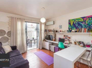 Apartamento · 51m² · 1 Quarto · Apartamento térreo com pátio de 1 dormitório no bairro Santa Cecilia