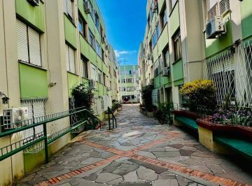 Apartamento · 70m² · 2 Quartos · Apartamento no bairro Teresópolis de 2 dormitórios DESOCUPADO