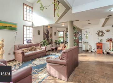 Casa · 281m² · 9 Quartos · 2 Vagas · Casa sobrado no bairro Santana com 9 dormitórios