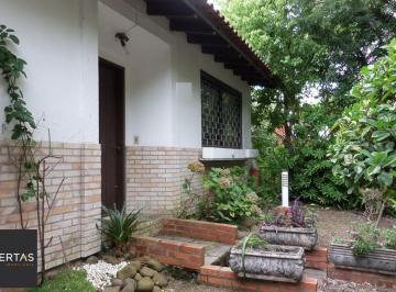 Casa · 200m² · 4 Quartos · 2 Vagas · Casa no bairro Ipanema de 3 dormitórios e 2 vagas