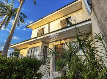 Casa · 180m² · 3 Quartos · 4 Vagas · Sobrado Triplex / 3 quartos / 180m² / Novo Mundo