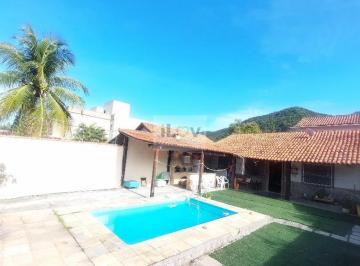 CA0470_01.jpg · Piratininga Casa de 4 quartos (1 suíte) Quintal amplo com Piscina e Espaço Gourmet TERRENO INTEIRO 