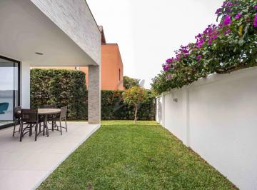 Casa · 242m² · 3 Quartos · 4 Vagas · Casa de 3 Quartos à Venda no Condomínio Giardino do Lucca | Santa Felicidade Curitiba