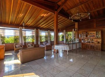 Rural · 6916m² · 3 Quartos · 10 Vagas · Chácara com vista panorâmica e acesso à Represa em Vargem/SP