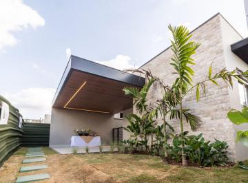 Casa de 3 quartos, Atibaia · Linca casa térreas 3 suítes, 2 vagas de garagem, localização nobre de Atibaia