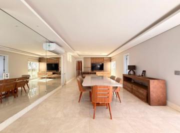 Apartamento de 4 quartos, Águas Claras · Apartamento Águas Claras Praça fechada parquinho e Andar Alto 4 Quartos sendo 4 suítes matisse