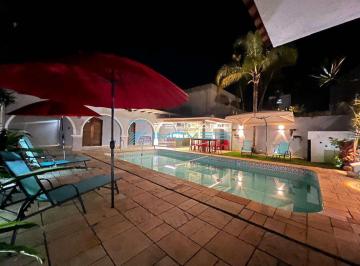 Casa · 200m² · 4 Quartos · 3 Vagas · Casa com 4 quartos, Flórida, Praia Grande - R$ 990 mil, Cod: 7528
