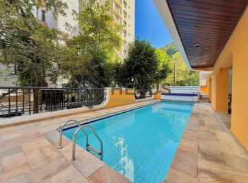 Foto · Apartamento com varanda e lazer a 300m da praia nas Pitangueiras, Guarujá