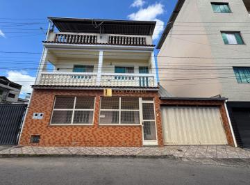 Casa · 184m² · 4 Quartos · 2 Vagas · Casa independente à venda no bairro Progresso