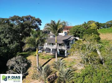 Rural · 4200m² · 3 Quartos · 2 Vagas · Refúgio Urbano: Chácara Completa com Alma de Sítio no Coração de Pinhalzinho