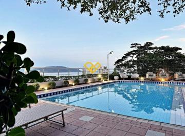 Piscina · Casa 4 Quartos à Venda em Santos - Sp