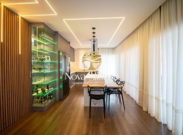 Casa · 167m² · 2 Quartos · 4 Vagas · A Apenas 350m da Praia! Casa Mobiliada, Decorada e com Piscina à venda em Mariscal, Bombinhas - SC.