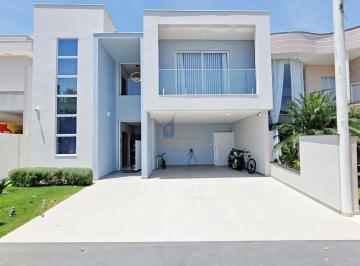 Casa · 360m² · 6 Quartos · 4 Vagas · Casa de Condominio em Iporanga - Sorocaba, SP