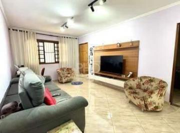 Casa · 167m² · 2 Quartos · 2 Vagas · Casa Térrea com Edícula, Quintal Amplo e 240 m²,Conforto e Privacidade para Sua Família - Rudge Ramo