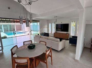 Casa · 260m² · 3 Quartos · 5 Vagas · Casa 3 Dormitórios na Orla Norte em Porto Seguro