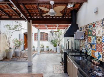 Casa · 136m² · 2 Quartos · 2 Vagas · Casa para venda em Jardim Aeroporto com 2 quartos, sendo 2 suítes, 136m²