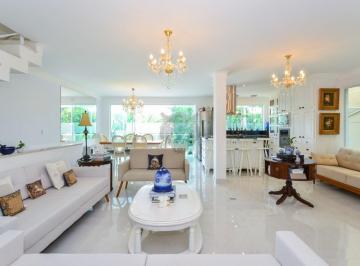 Casa · 271m² · 4 Quartos · 3 Vagas · Casa em condomínio para venda com 4 quartos, sendo 4 suítes, 270.53m²