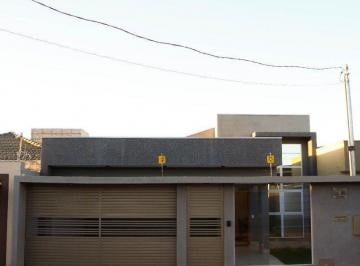 Casa · 220m² · 3 Quartos · 3 Vagas · Venda - Vila Verde