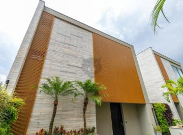 Casa · 740m² · 3 Quartos · Casa em condomínio para venda com 3 quartos, sendo 3 suítes, 739.56m²
