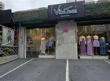 Comercial · 195m² · 3 Vagas · Casa comercial para venda em Indianópolis, 195m²