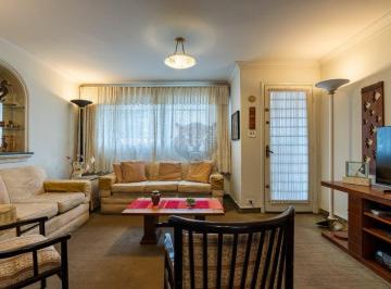 Casa · 100m² · 3 Quartos · 2 Vagas · Casa para venda em Moema com 3 quartos, sendo 1 suíte, 100m²