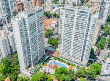 Apartamento · 335m² · 3 Quartos · 4 Vagas · Apartamento para venda em Vila Uberabinha com 3 quartos, sendo 3 suítes, 335m²