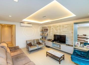 Apartamento · 196m² · 3 Quartos · Apartamento para aluguel - em Petrópolis