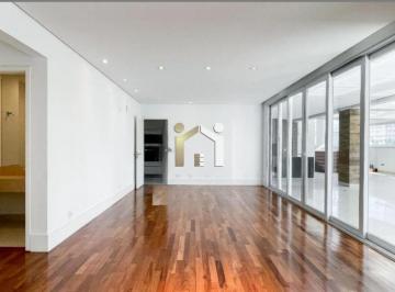 Apartamento · 270m² · 3 Quartos · 4 Vagas · Apartamento Garden com 277 m², 3 suítes e 4 vagas de garagem.