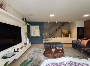 Apartamento · 225m² · 3 Quartos · 3 Vagas · Cobertura para venda em Perdizes com 3 quartos, sendo 2 suítes, 225m²