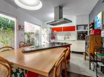 Casa · 179m² · 3 Quartos · 2 Vagas · Sobrado para venda em Campo Belo com 3 quartos, sendo 1 suíte, 179m²